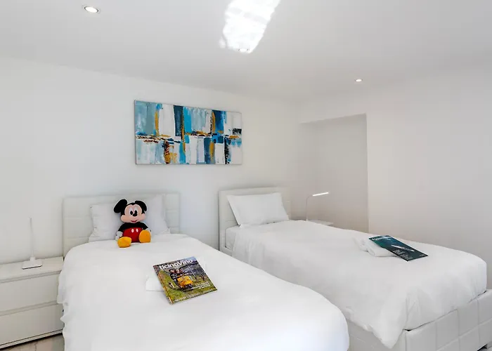 Red View - Happy 아파트 론코 소프라 아스코나